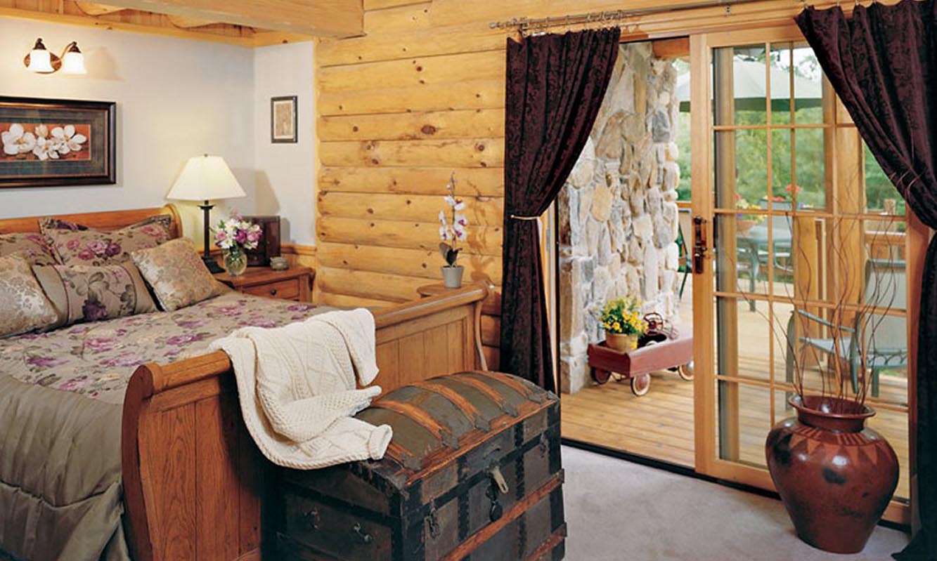 How To Create A Cozy Log Cabin Guest Room ELoghomes