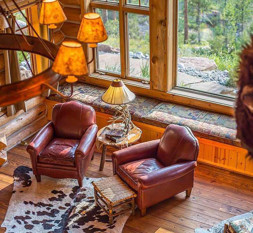 Beautiful log cabin interior